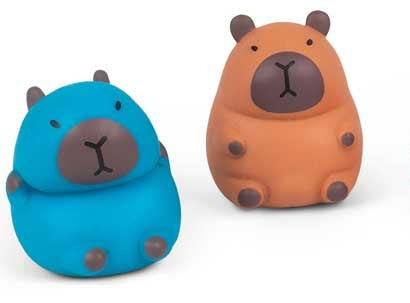 Stretchy Capybara